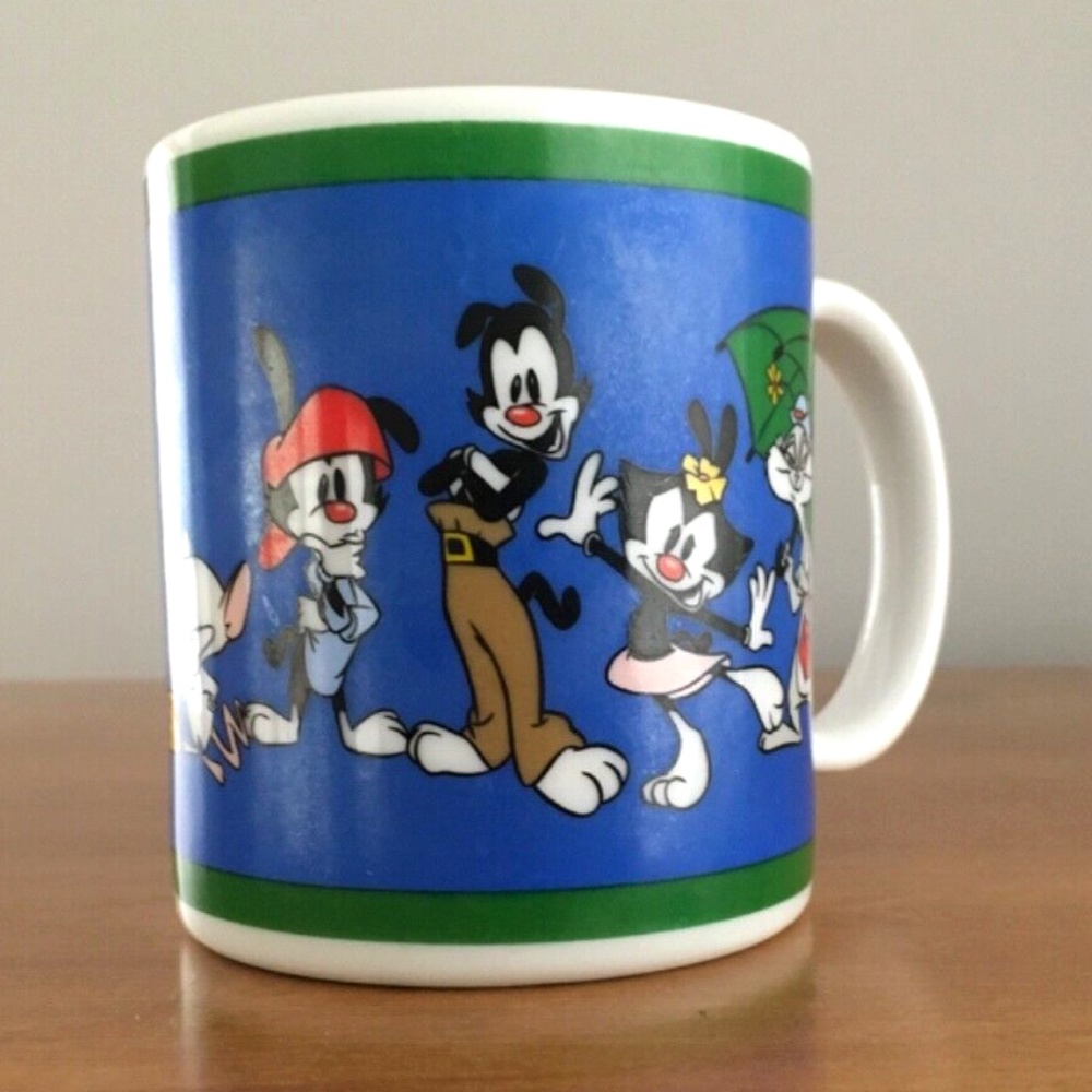 Vintage 1994 Animaniacs 10 oz Mug Yakko Wakko & Dot and more - Pristine